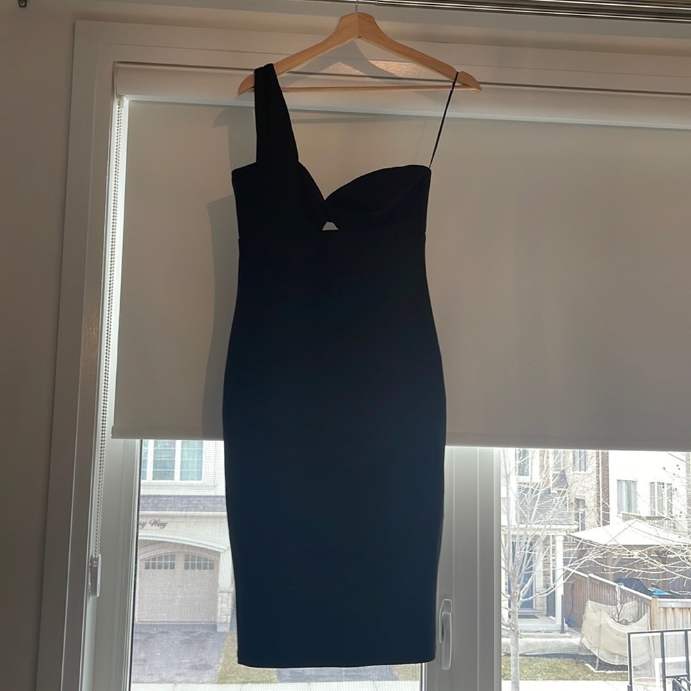 Black dynamite dress